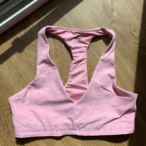 Alo yoga baby pink sports bra